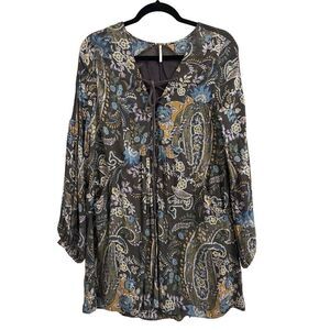 Free People dress with cute details💕 size small excellent condition boho